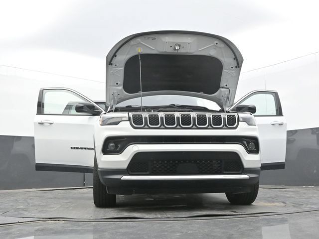 Used 2023 Jeep Compass Limited w/ Elite Group AWD/4WD image 67