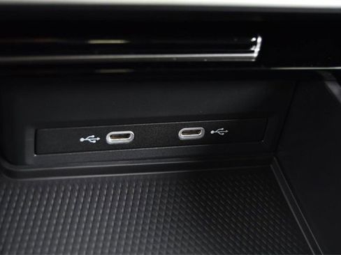 New 2026 Volkswagen Atlas Cross Sport SEL Premium R-Line image 16