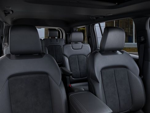 New 2026 Jeep Grand Cherokee L Laredo image 26