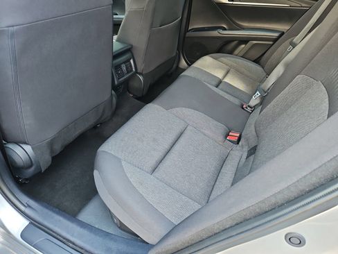 Used 2025 Toyota Camry LE FWD image 33