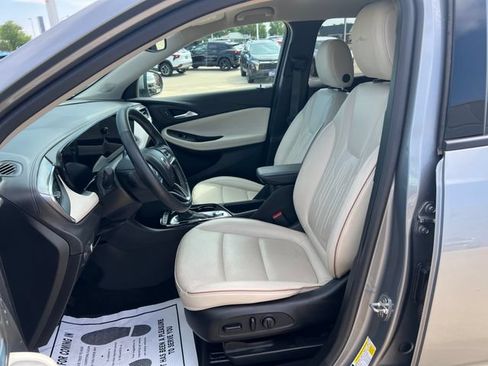 Certified 2024 Buick Encore GX Avenir w/ Avenir Convenience Package AWD/4WD image 11