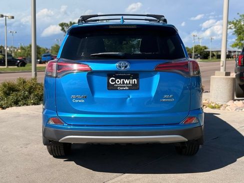 Used 2017 Toyota RAV4 AWD Hybrid image 7