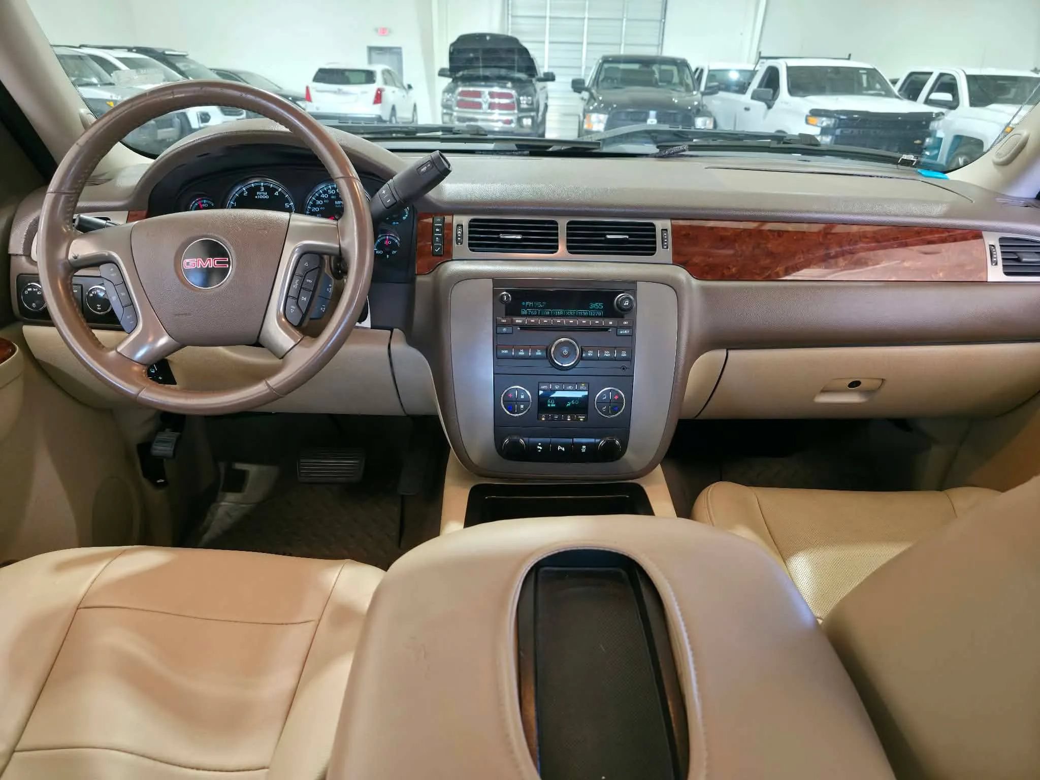 Used 2012 GMC Sierra 1500 SLT w/ SLT Convenience Package AWD/4WD image 13