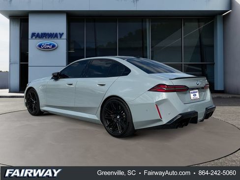 Used 2026 BMW M5 w/ Carbon Package AWD/4WD image 4