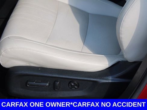 Used 2020 Honda Accord Touring image 13