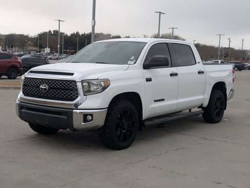 Used 2020 Toyota Tundra SR5 image 10