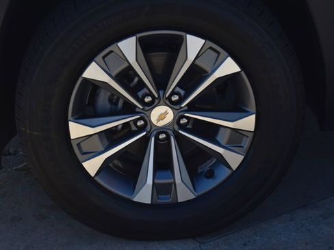 New 2026 Chevrolet Equinox LT image 10