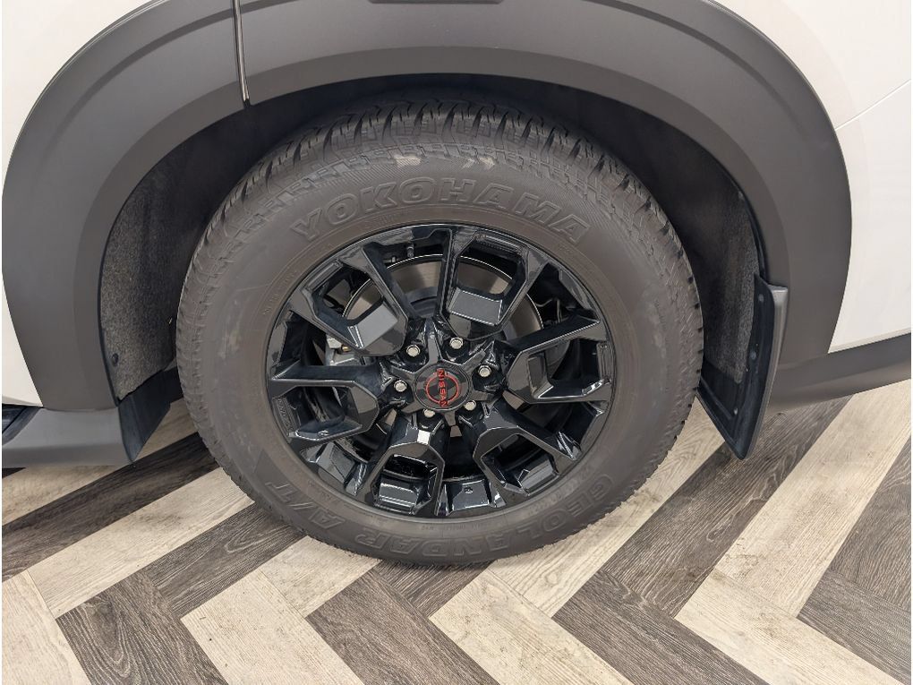Used 2026 Nissan Armada PRO-4X AWD/4WD image 21