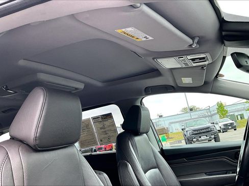 Used 2019 Honda Odyssey Touring image 28