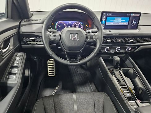 Used 2024 Honda Accord Sport image 15