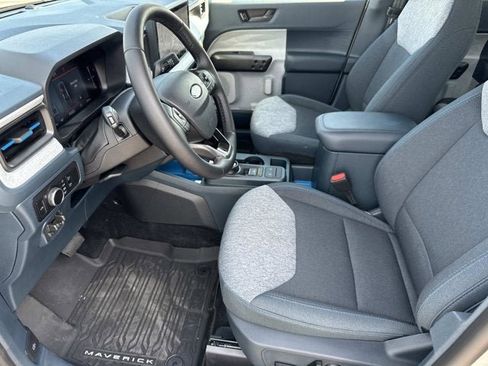 New 2025 Ford Maverick XLT w/ XLT Luxury Package image 11