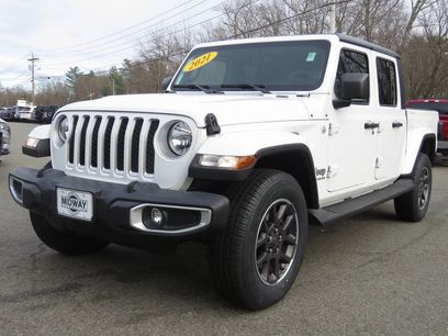 Used 2021 Jeep Gladiator Overland w/ Popular Equipment Package