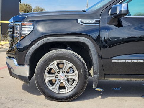 Used 2025 GMC Sierra 1500 SLT image 7