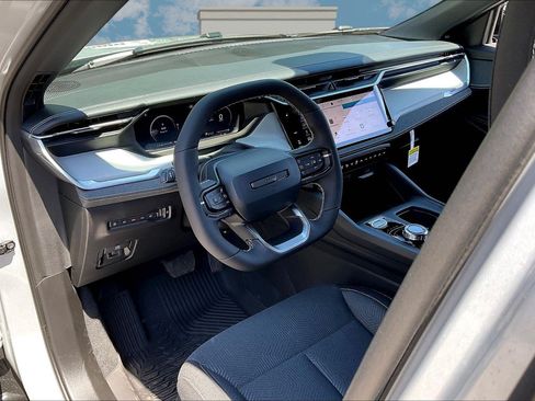 New 2026 Jeep Cherokee Laredo AWD/4WD image 6