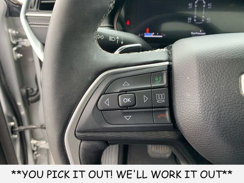 Used 2024 Jeep Grand Cherokee L Altitude RWD image 16