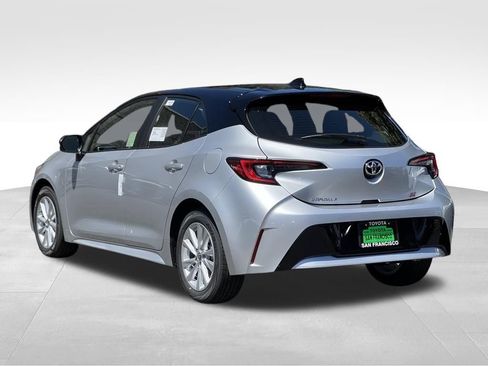 New 2026 Toyota Corolla SE FWD image 3