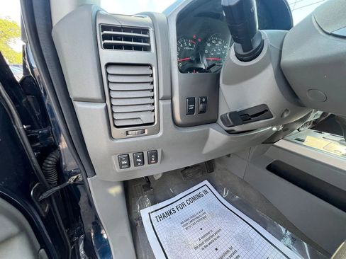 Used 2007 Nissan Titan LE image 39