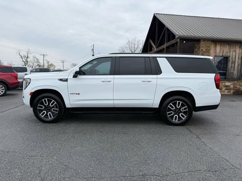Used 2021 GMC Yukon XL AT4 w/ Rear Media and Nav Package image 3