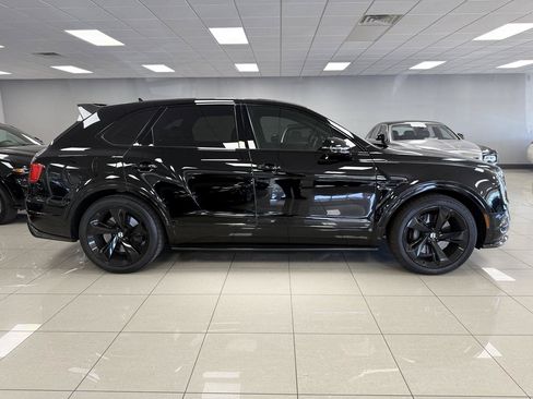 Used 2018 Bentley Bentayga Activity AWD/4WD image 3