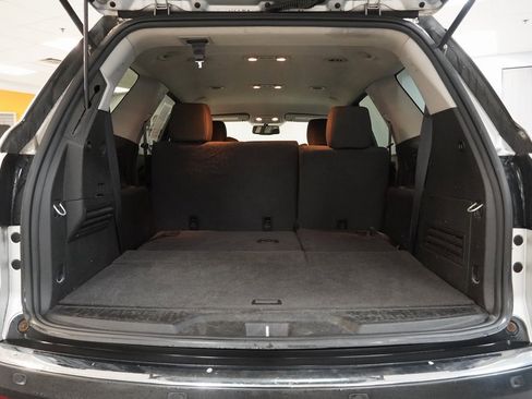 Used 2012 GMC Acadia SLE image 13