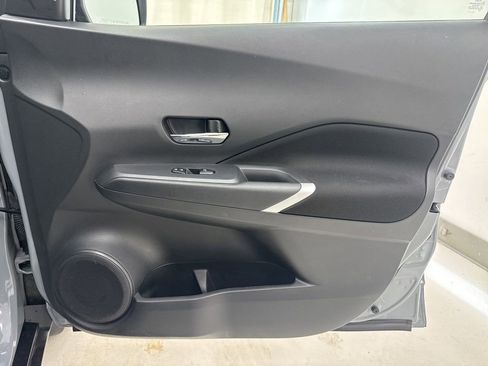 Used 2023 Nissan Kicks SV image 8