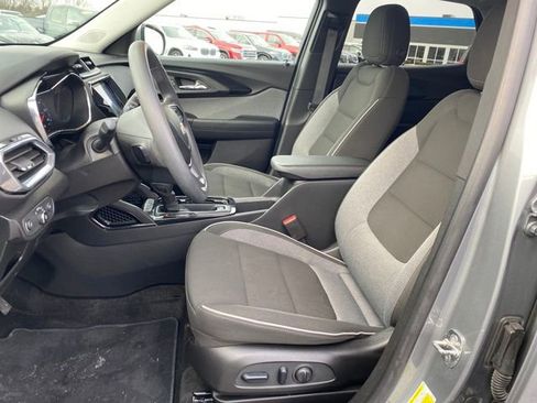 Used 2023 Chevrolet TrailBlazer LT w/ Convenience Package image 14