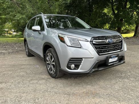 Certified 2023 Subaru Forester Limited AWD/4WD image 2