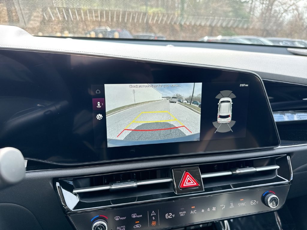 Used 2025 Kia Niro Wave w/ Wave Preserve Package FWD image 19