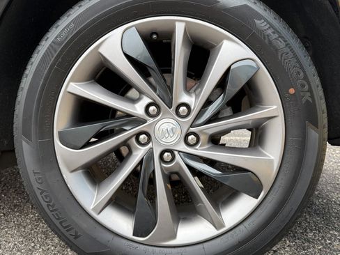 Used 2021 Buick Encore GX Select w/ Sport Touring Package image 20