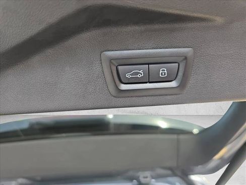 Used 2024 BMW X5 xDrive40i w/ M Sport Package AWD/4WD image 13