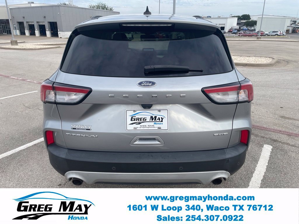Used 2022 Ford Escape Titanium AWD/4WD image 4