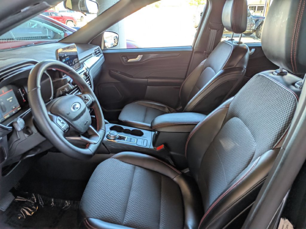 Used 2026 Ford Escape ST-Line AWD/4WD image 15