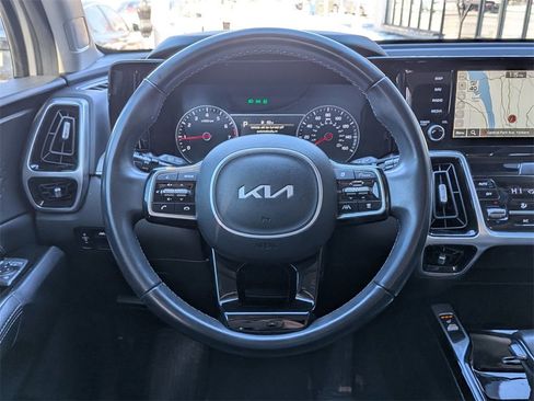 Certified 2022 Kia Sorento SX image 14