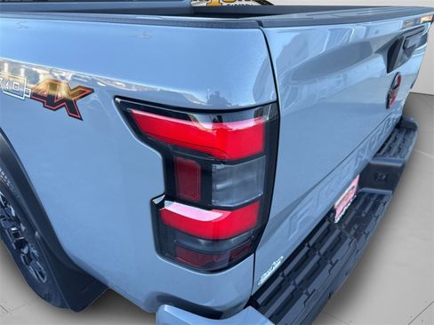 Used 2023 Nissan Frontier PRO-4X w/ Pro Convenience Package image 29