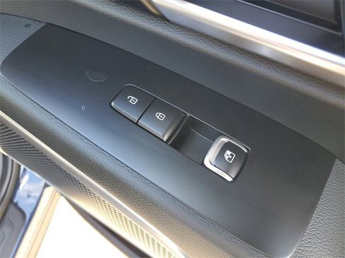 New 2025 Kia Telluride S image 11