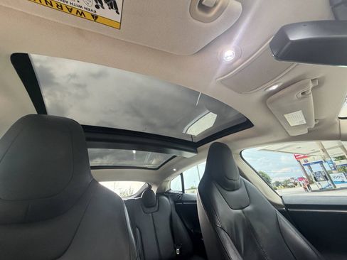 Used 2012 Tesla Model S RWD image 15