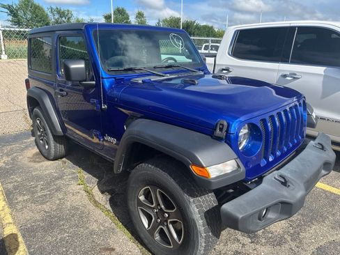 Used 2020 Jeep Wrangler Sport AWD/4WD image 7
