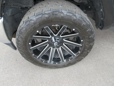 Used 2020 RAM 1500 Laramie w/ Trailer Tow Group AWD/4WD image 15