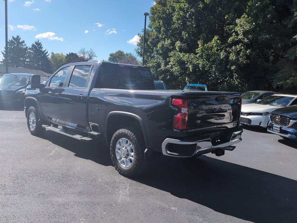 Used 2024 Chevrolet Silverado 2500 LT w/ Convenience Package AWD/4WD image 14