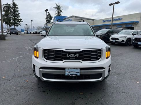 Used 2024 Kia Telluride S w/ S Sunroof Package image 3