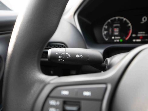 New 2026 Honda HR-V LX image 13
