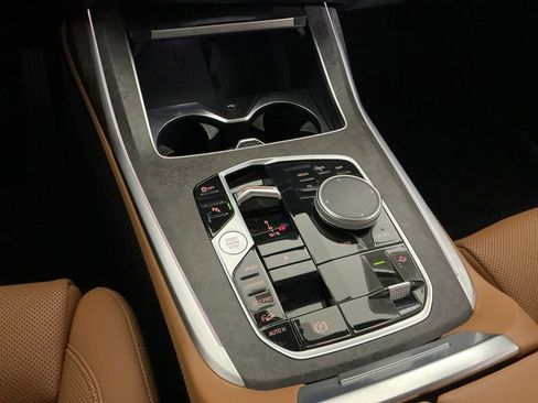 Certified 2023 BMW X7 xDrive40i w/ Premium Package image 13