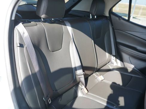 Used 2024 Buick Encore GX Sport Touring image 21