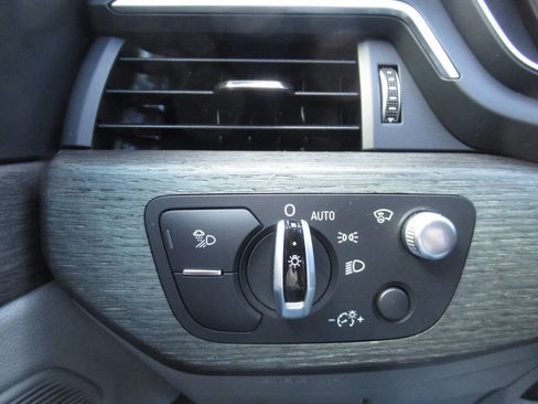 Used 2018 Audi A5 2.0T Prestige image 29