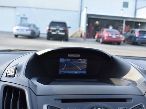 Used 2016 Ford Escape S image 19