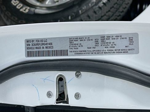 Used 2024 RAM 2500 Laramie w/ Safety Group AWD/4WD image 36
