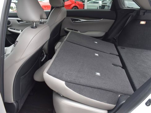 Used 2023 INFINITI QX50 Luxe FWD image 49