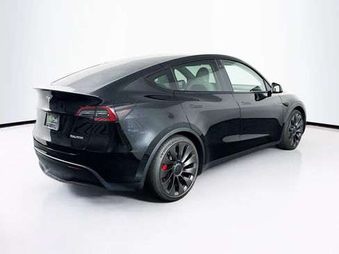 Used 2023 Tesla Model Y Performance AWD/4WD image 9
