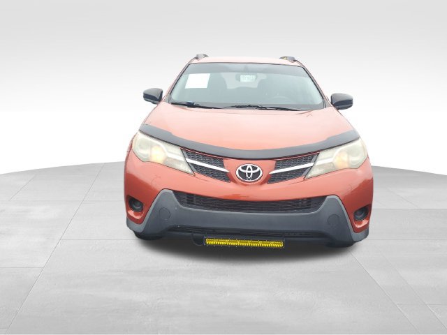 Used 2015 Toyota RAV4 LE FWD image 2