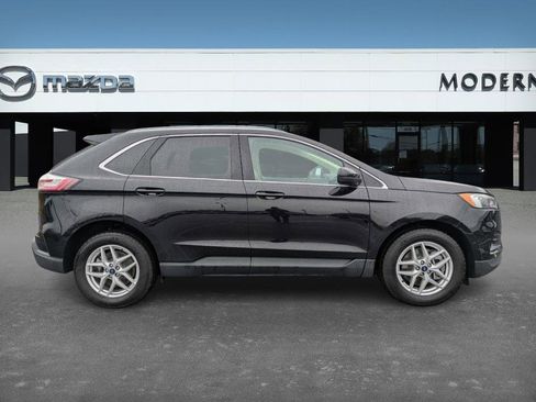 Used 2022 Ford Edge SEL w/ Convenience Package image 4